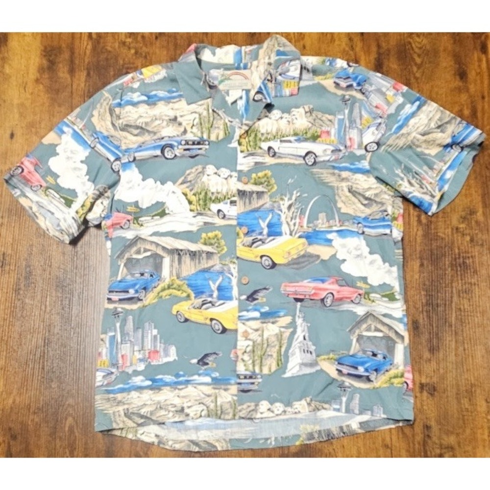 Paradise Found Vintage Ford Mustang Hawaiian Shirt Rayon Size Large